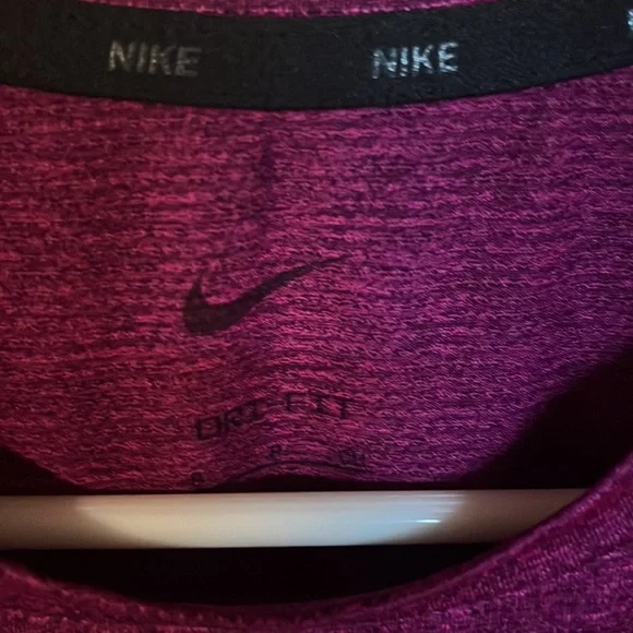 Men’s Nike T-shirt - Picture 2 of 4